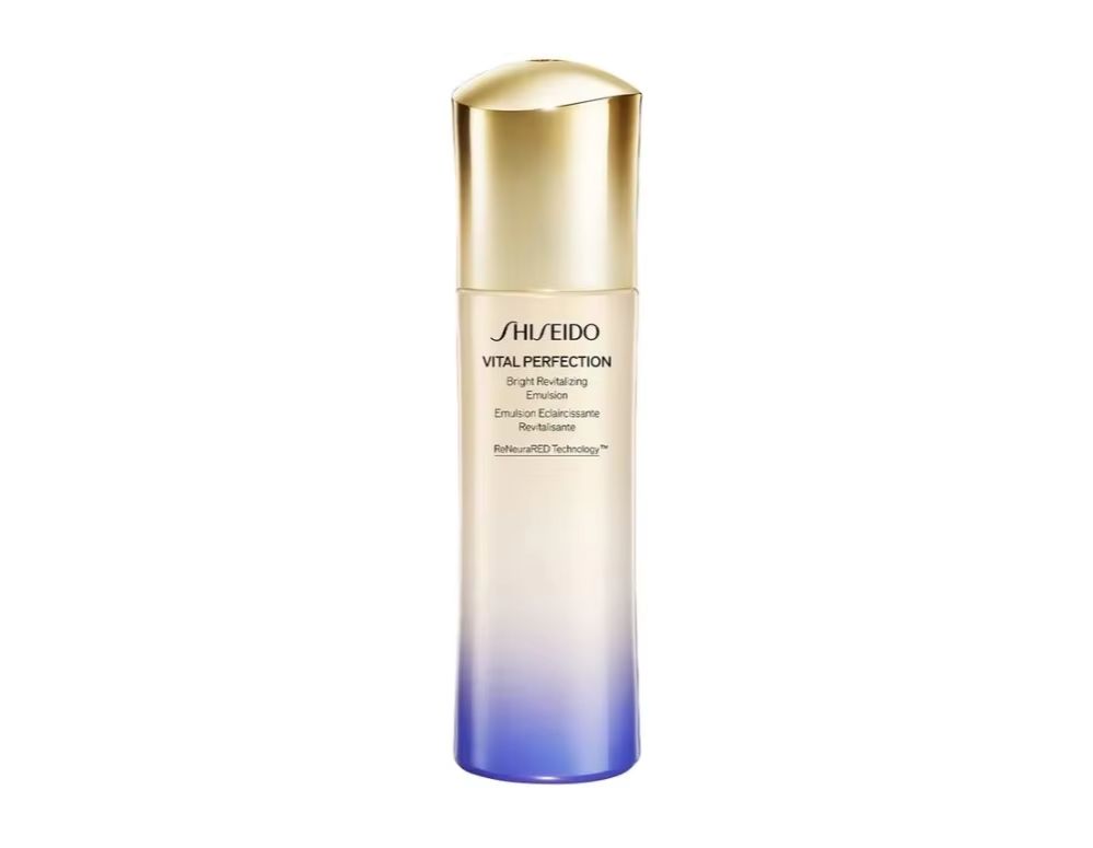Luxury Skincare Aesthetic - Shiseido Vitale Bescherming Heldere Revitaliserende Emulsie